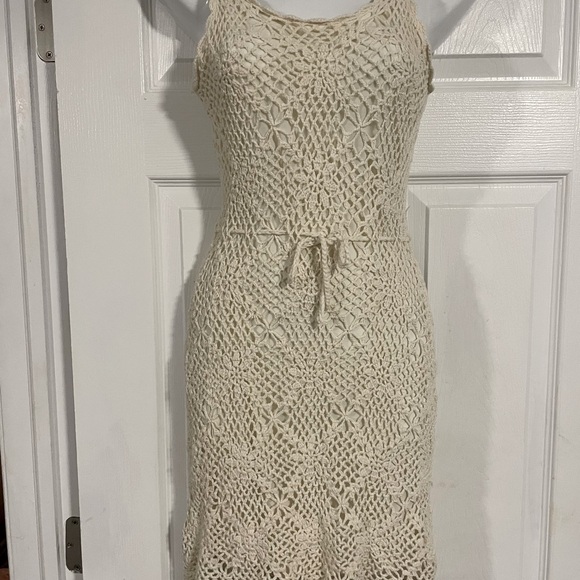 Guess vintage crochet dress size XS in an off white colour - Picture 3 of 6